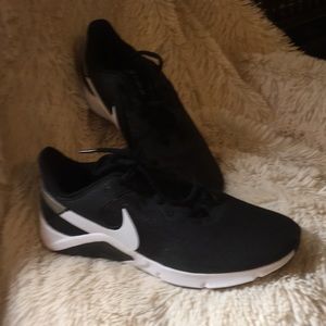 Men’s 8.5 nikes (run small- fits like women’s 9)